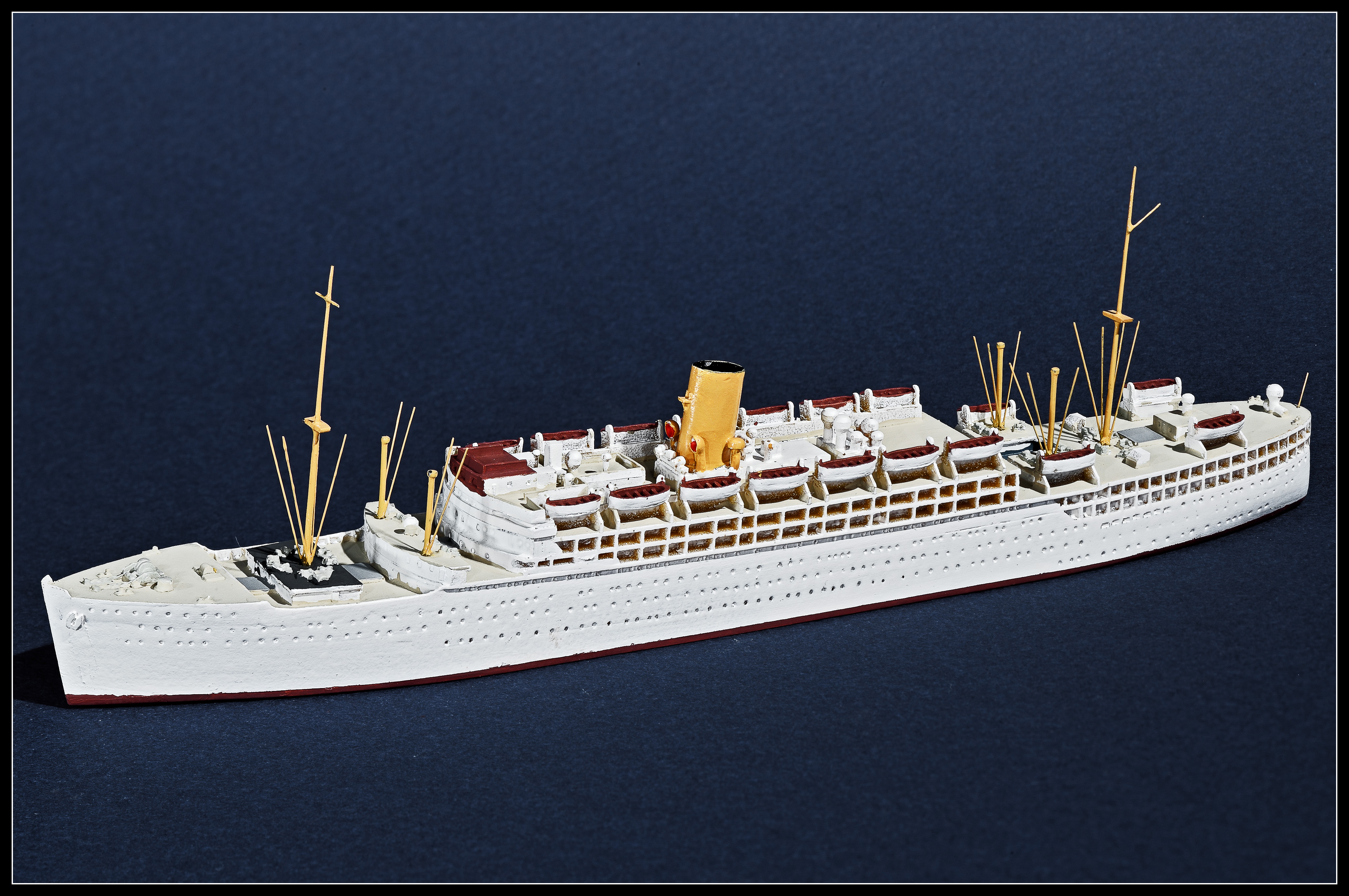 Wirral Mini Ships LJ-L 35