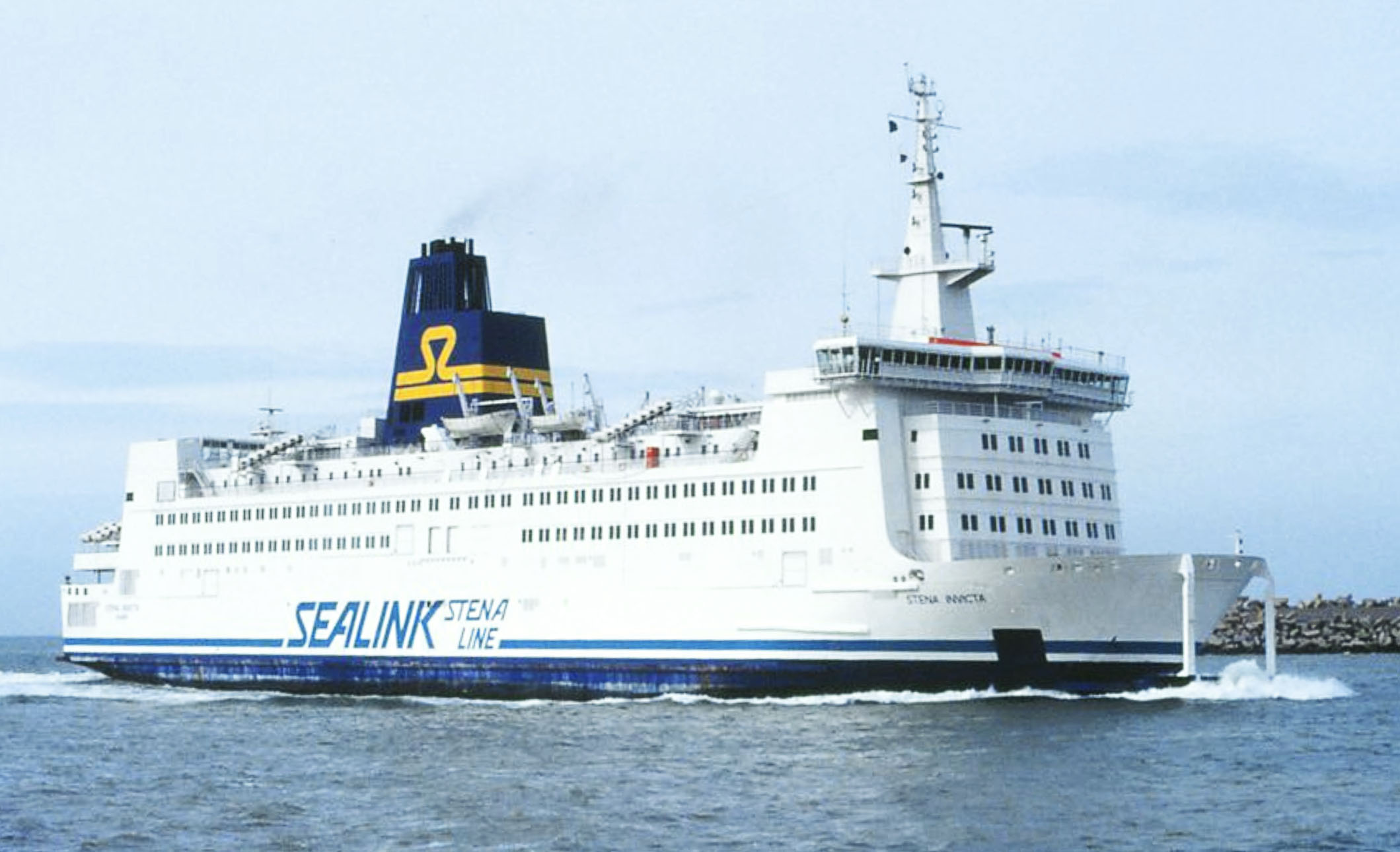 Stena Invicta