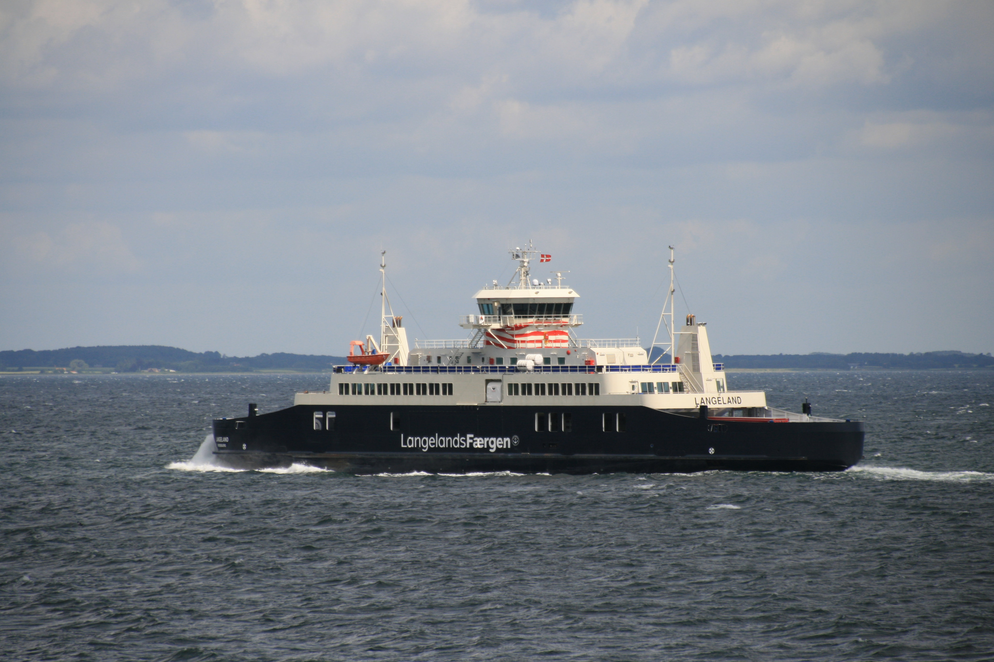 Langeland with load of vehicles