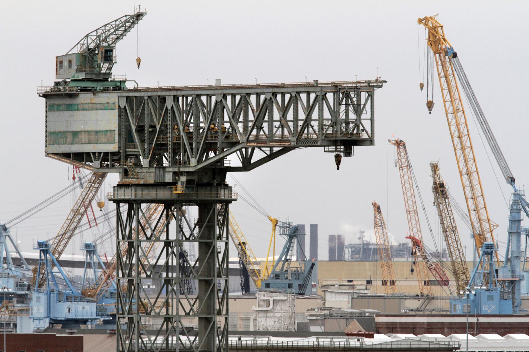 Hammer Crane (Norfolk VA)