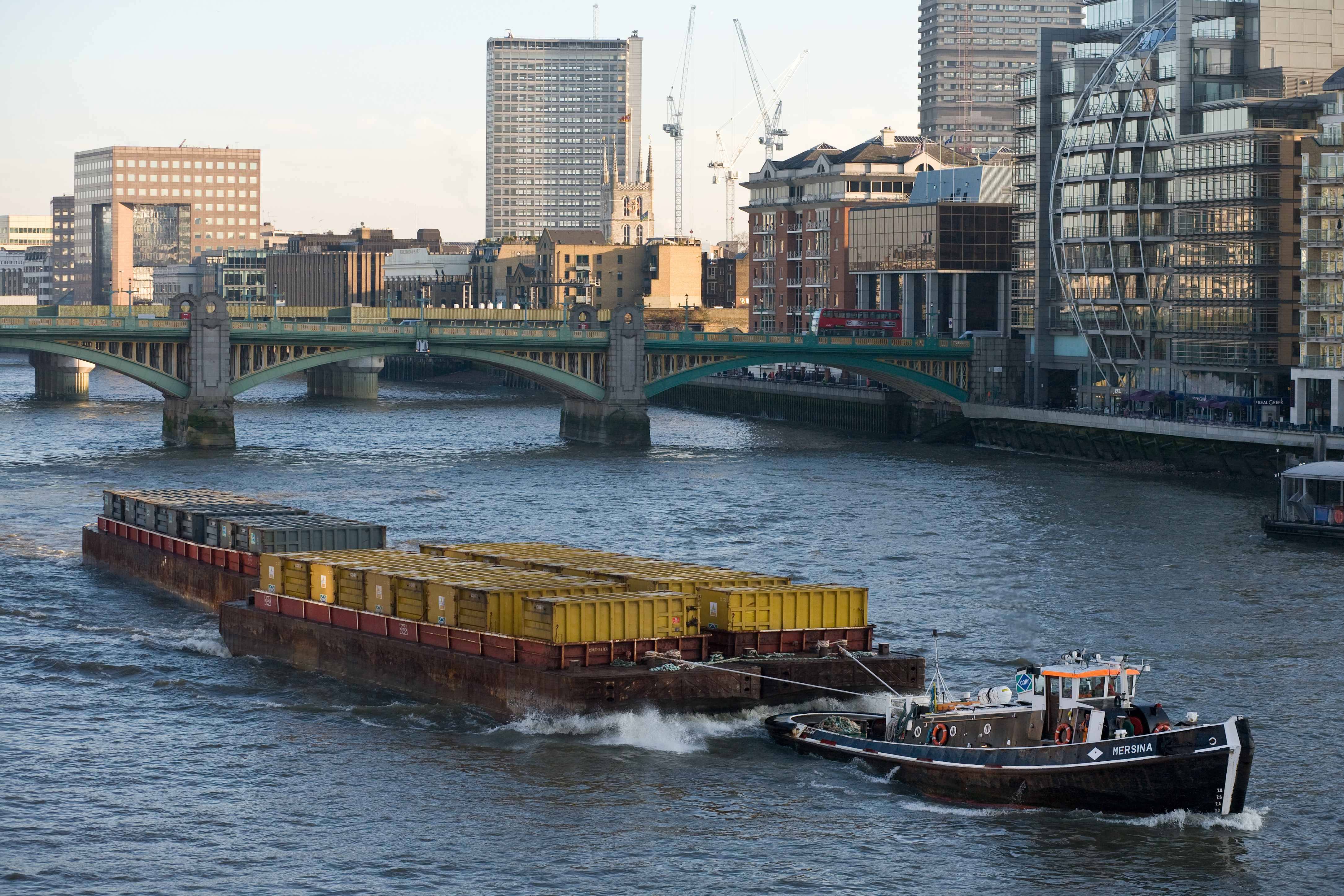 Schubleuchter 32m - Barge