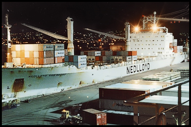Nedlloyd Van Noort w-containers